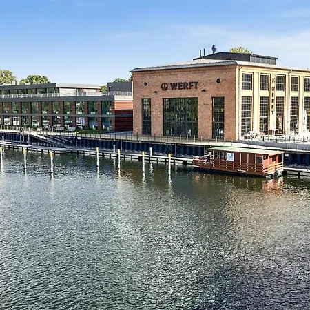 Amazing Ship In Beetzsee With Wifi 3*